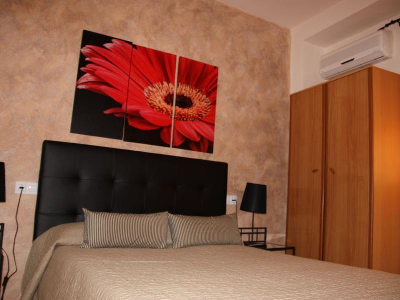 Hostal Rte. Elena Fuentes de Ebro Værelse billede